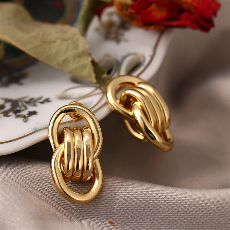 

Retro earrings for women with large geometric statement gold metal drop earrings 2021 fashion earrings jewelry accessories