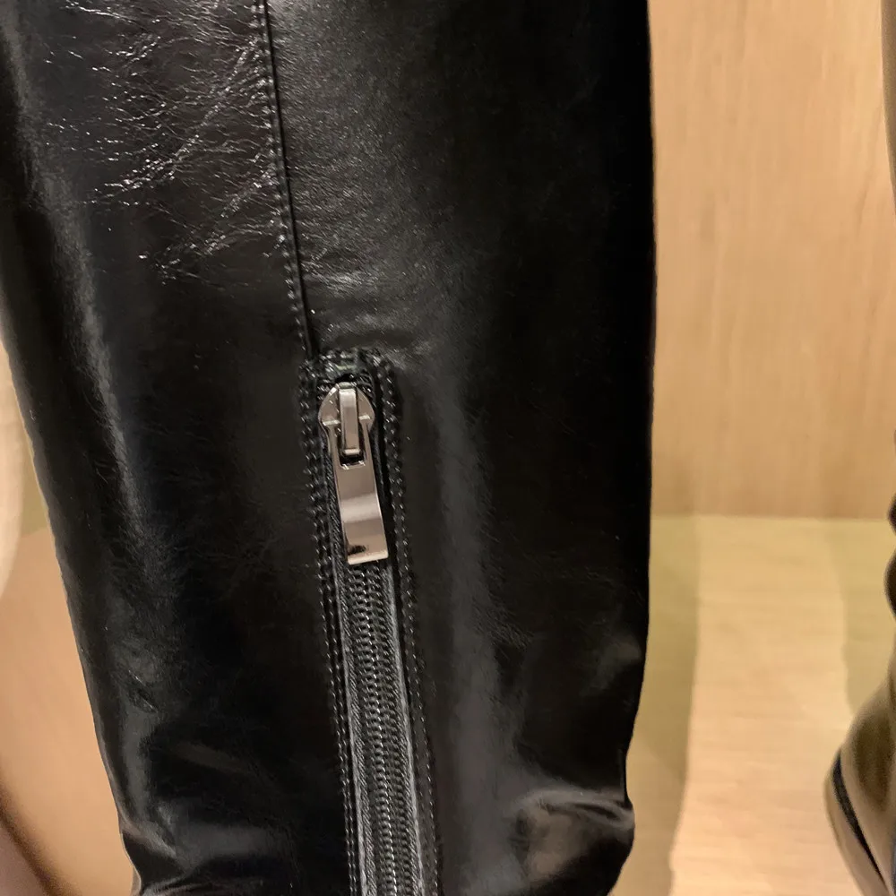 

Women's genuine leather thick med heel pointed toe side zip winter warm plush knee high boots high quality black slim shoes sale