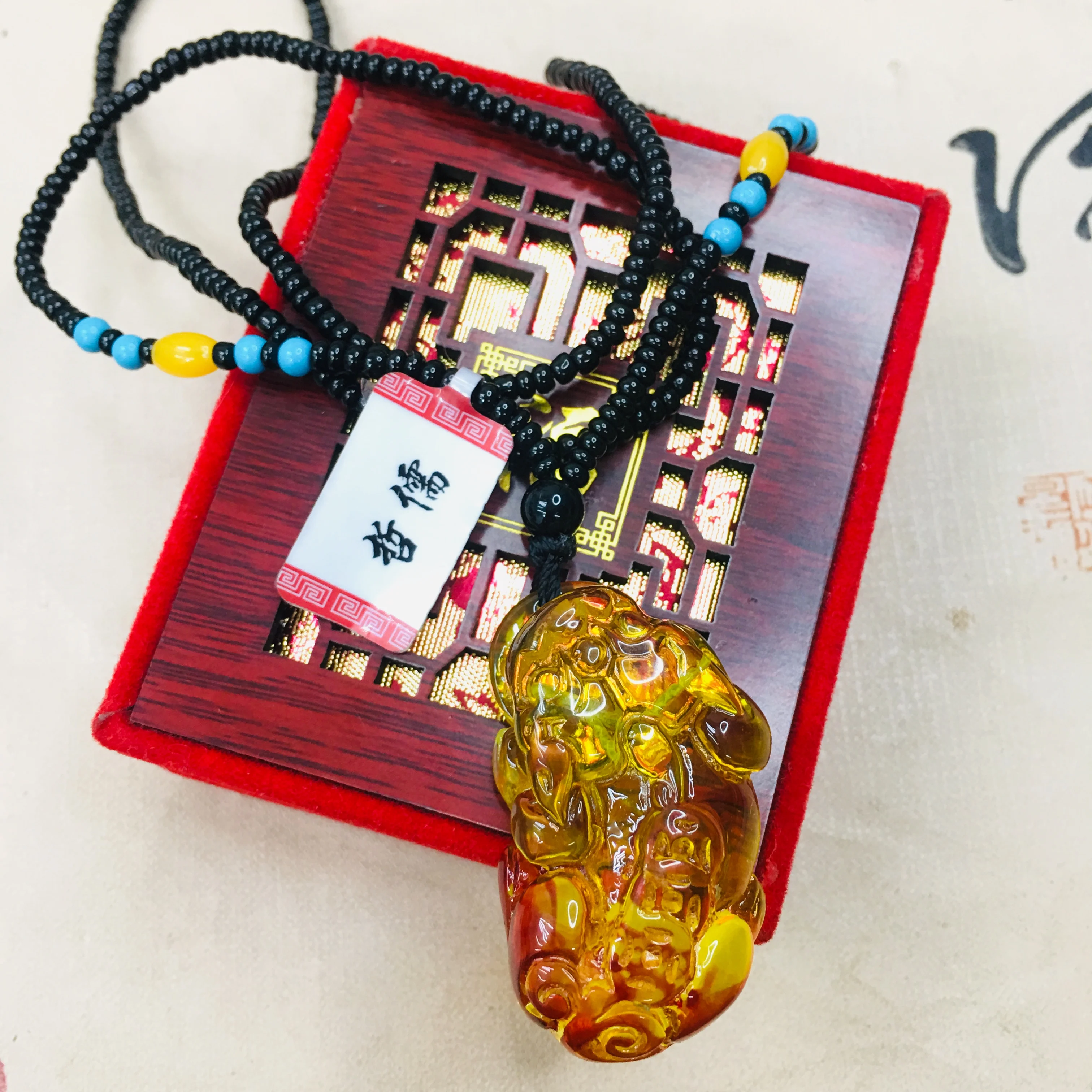 Zhe Ru натуральный янтарь из воска резной кулон в виде единорога С трехцветным