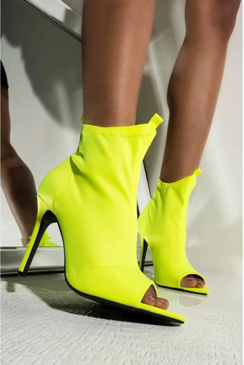 2019 г. женские сапоги неонового цвета Шелковый носок Высокий Каблук 11 5 см