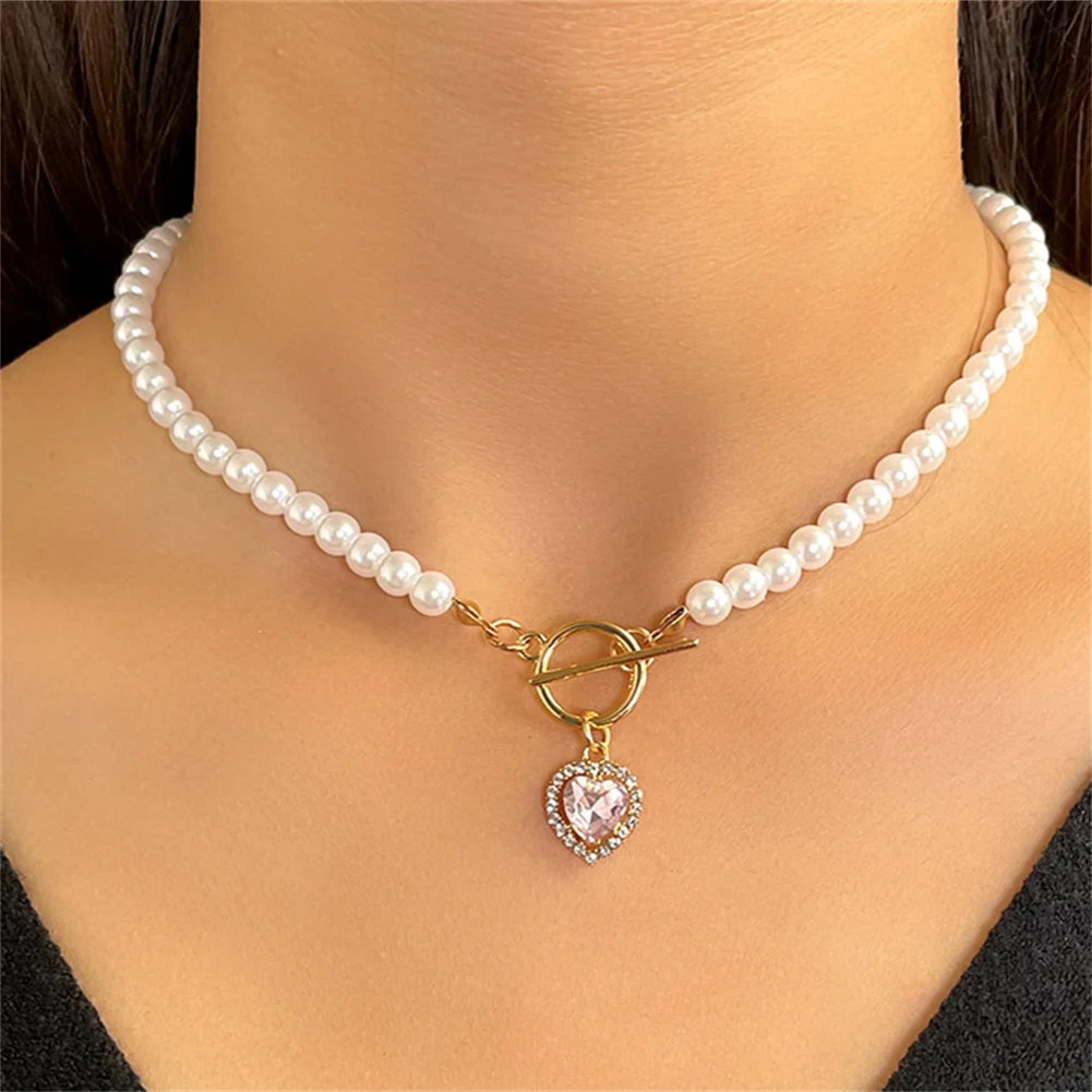 

Shiny Crystal Heart Golden OT Buckle Pearl Choker Necklace For Women Heart Pendant Necklace Fashion Party Jewelry Gift 2022 New