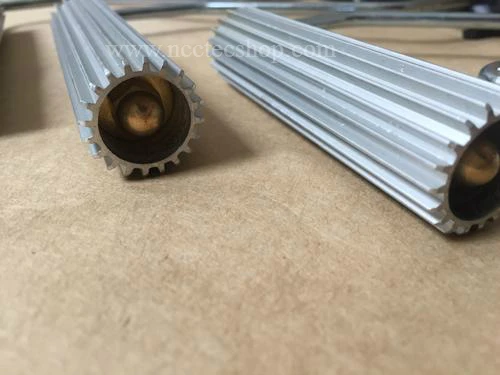 Длина 2-20 дюймов 50-500 мм стекловолокно ламинирование Алюминиевые полосы ролик