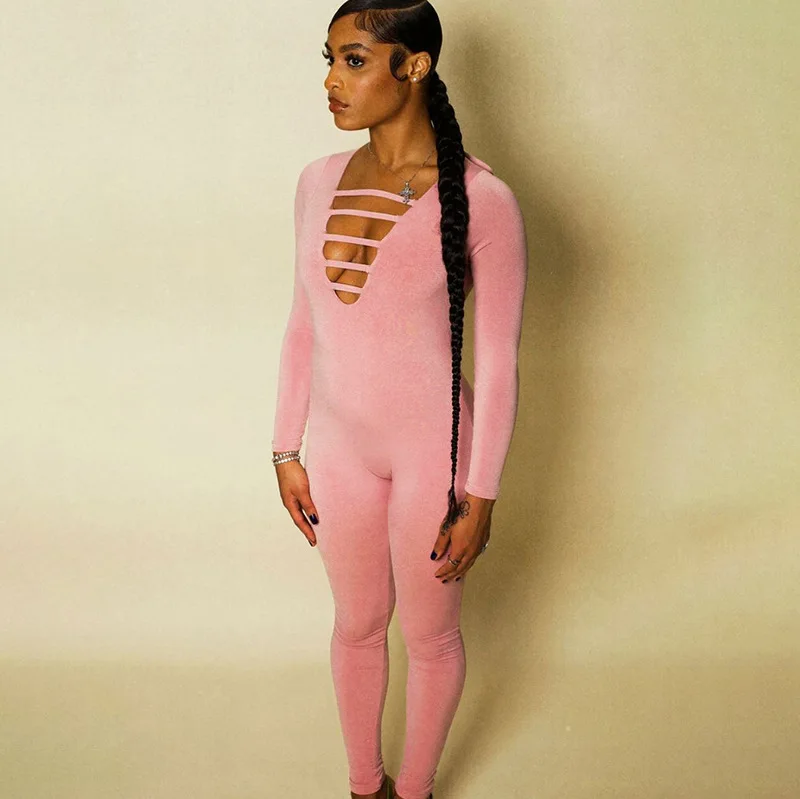 Женский спортивный комбинезон с глубоким V-образным вырезом открытой спиной и