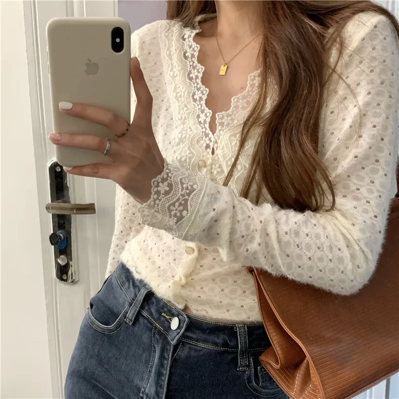 

GRUIICEEN New Collection 2021 Spring White V-Neck Lace Slim Long Sleeve Blouse Womens Short Tops