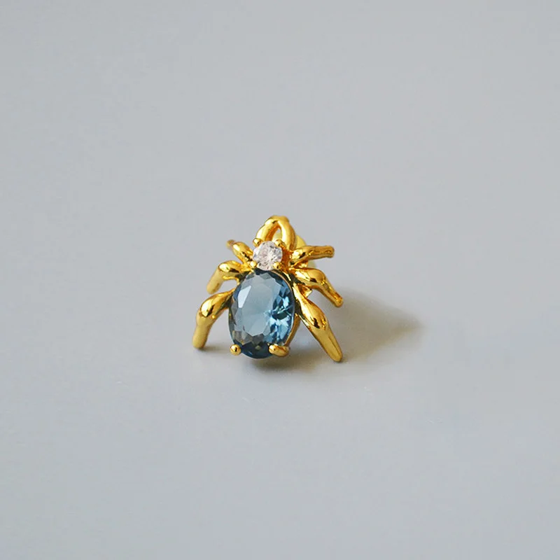 

2021 New Japanese And Korean Zircon Golden Spider Ladies Earrings Royal Blue Glass Insect Shape Interesting Exquisite Jewelry