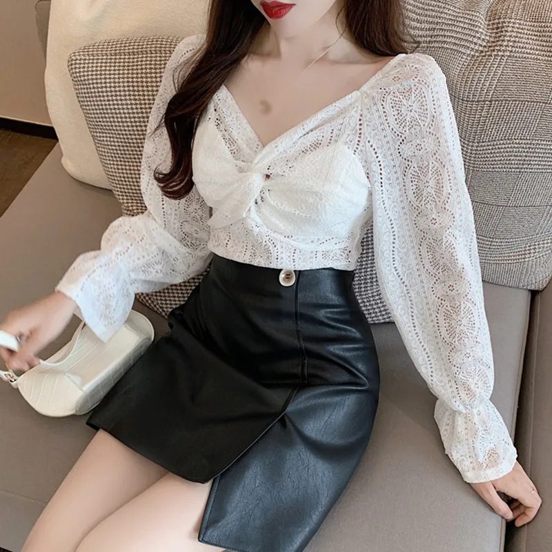 

Fashionable Cross V-neck Design Long-sleeved Lace Shirt Women's Flare Sleeve Temperament Tops and Blouse 2020 Female Shirt