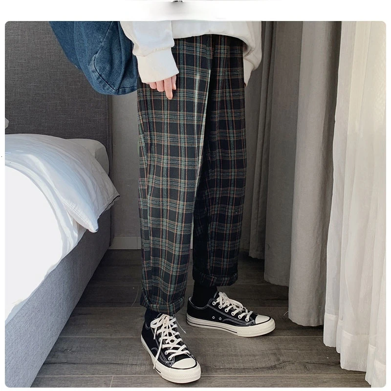 

2020 New Fashion Man Loose Striped Length Trousers Korean Men Plaid Casual Pants Oversized Streetwear Joggers
