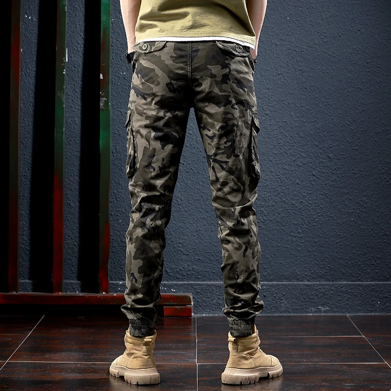 Streetwear Fashion Men Jeans Slim Fit Big Pocket Designer Casual Cargo Pants Men Overalls Military Camouflage Hip Hop Joggers
