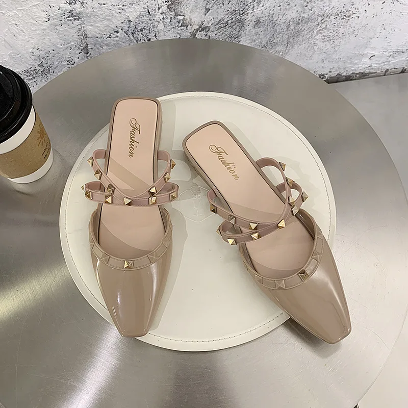 

Ladies Fashion Sandals 2021 Latest Casual Thick Heel Women Slippers Half Pack Platform Sandals Rivet Sandals Women Sandals