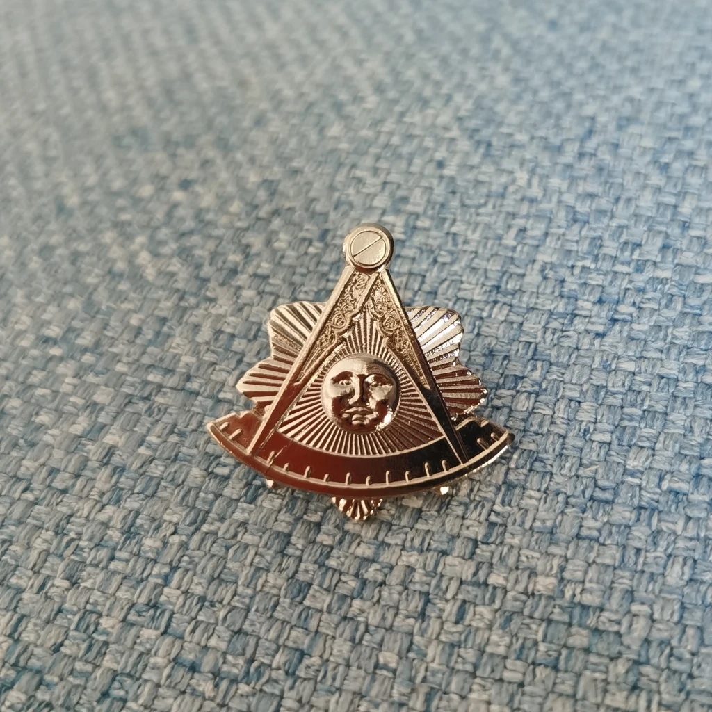 3D 28 5 мм масонская булавка для лацкана значок милого мастера - Цена: 483.66