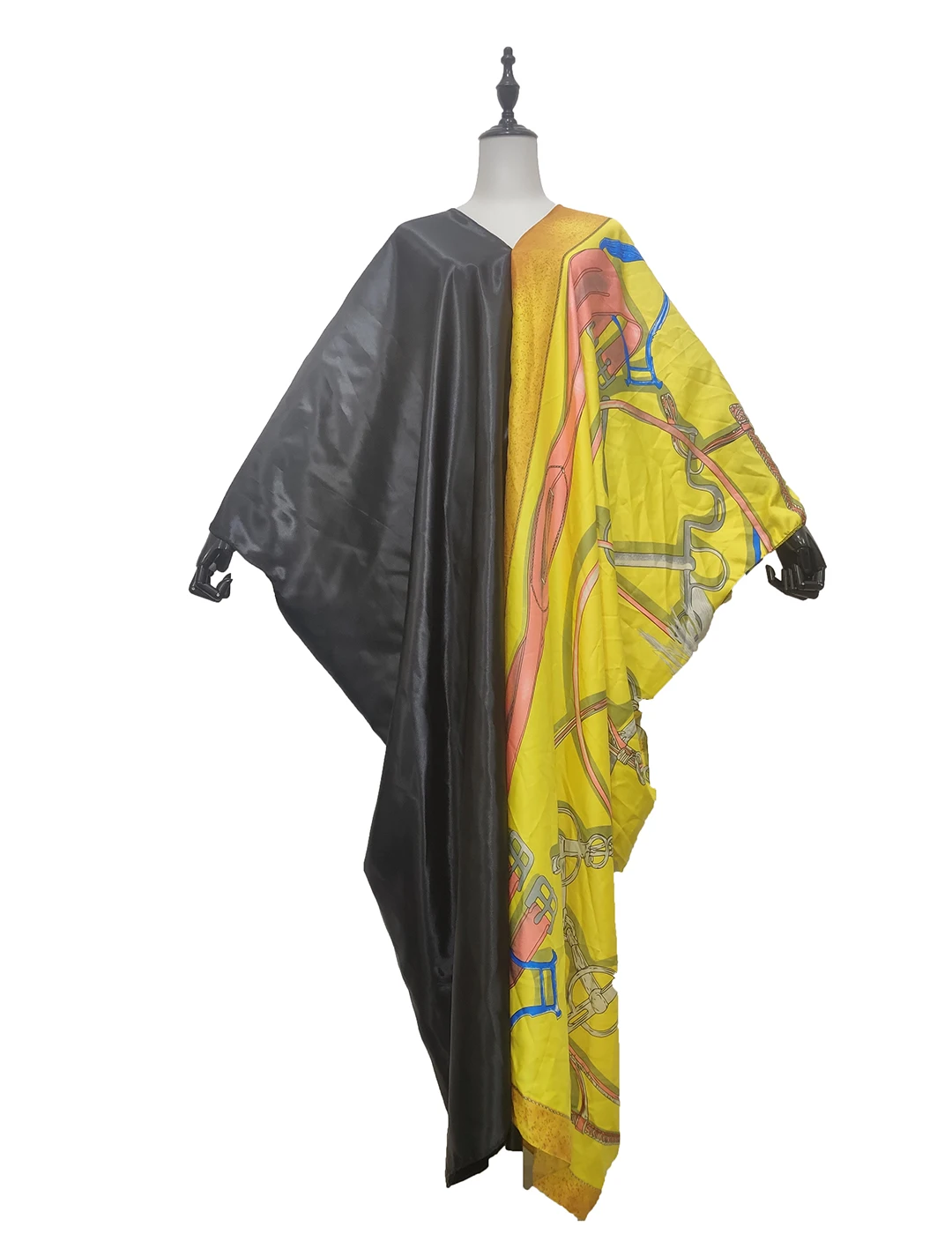 

Traditional Saudi Arabi V-neck Muslim Women Silk Kaftan Maxi Dresses Free Size Summer Full Length African Abaya for Women