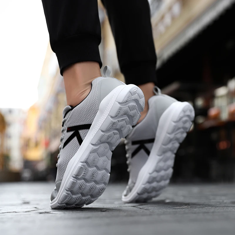 KELME качество Для мужчин кроссовки светильник демпфирования воздухопроницаемая