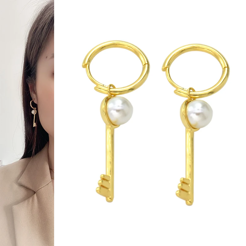 

Women's Drop Pearl Earrings Metal 18K Gold Plated Glamour Luxury High Quality Circle Earrings Accessories Festive Birthday Gifts
