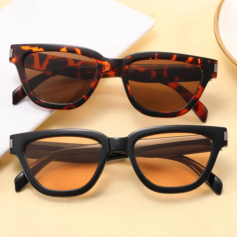 

Superhot Eyewear Fashion 2021 Vintage Women Square Trendy Cateye Sunglasses
