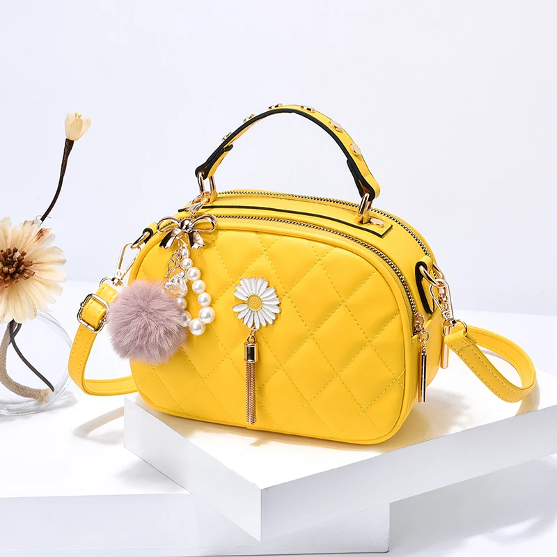 

DL174-23 Autumn New Fashion Trend Lingge Small Bag Shoulder Messenger Bag