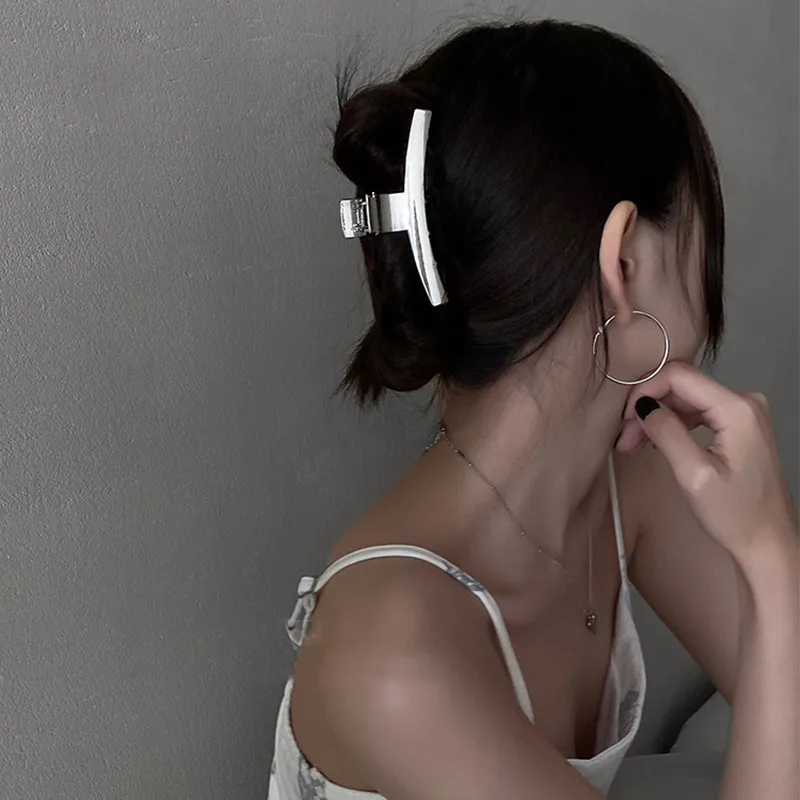 

Женская Металлическая Заколка-краб для волос, с геометрическим рисунком