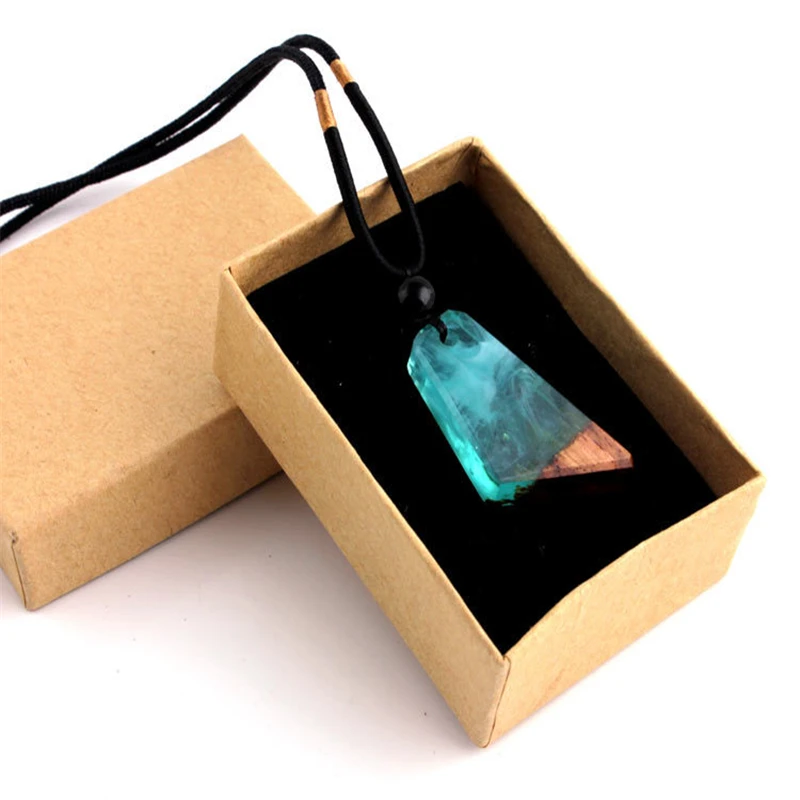 2019 Personality Marine Solidified Resin Wooden Pendant Necklace Long Sweater Chain Lover Clothing Matching Accessories Jewelry |