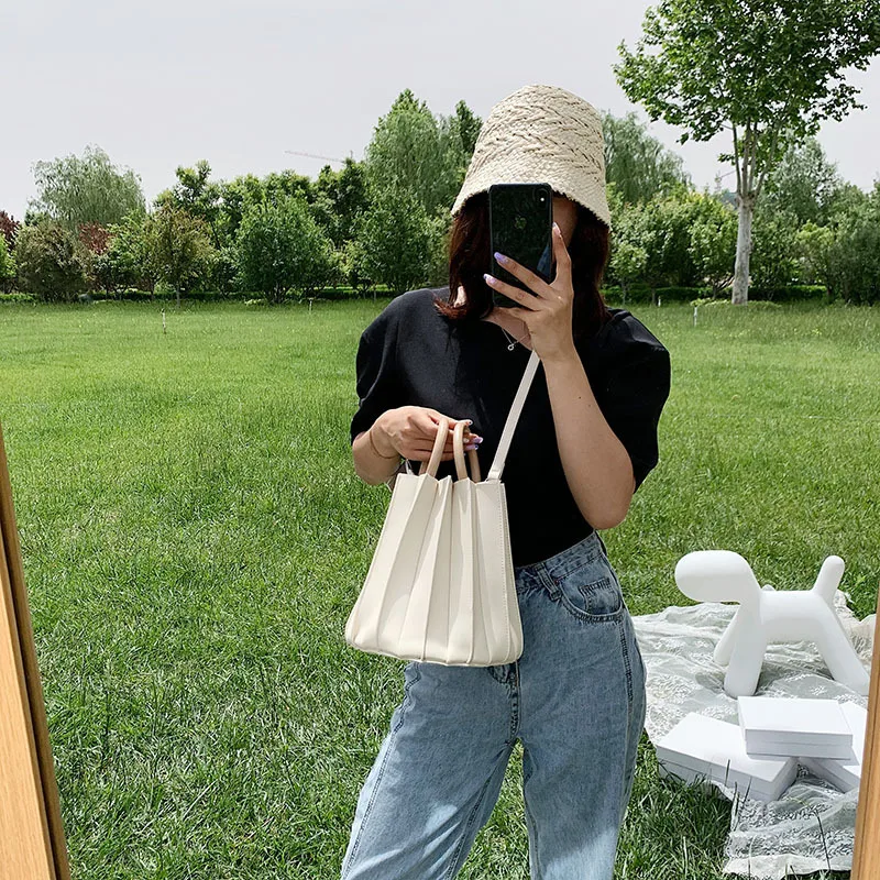 

Designer Backpacks Solid Fashion Bag One-shoulder Bag Slant Bag Ring Carrying Handbag Handbags Women Bags Backpacks for Women