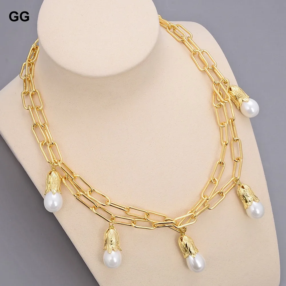 

GuaiGuai Jewelry Natural White Sea Shell Pearl Gold Color Plated Flower Chain Pendant Necklace For Women
