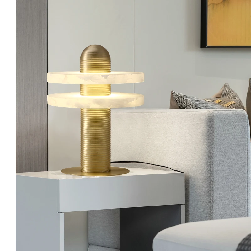 

Настольная лампа для спальни, прикроватная лампа, Современная Минималистичная креативная настольная лампа в скандинавском стиле, Обучающи...