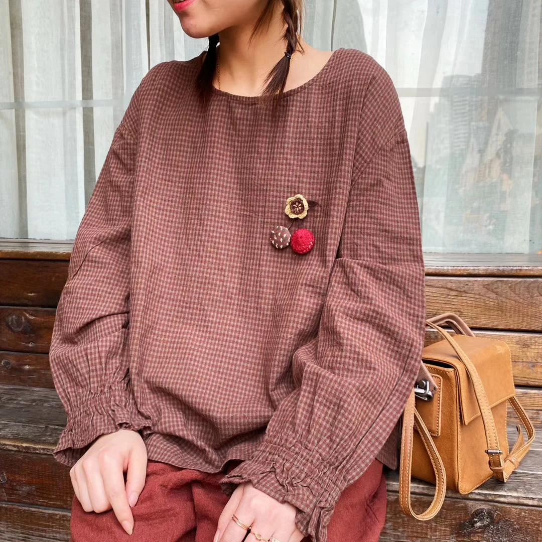 

Johnature 2021 New Handmade Mori Girl Design Floral Handbrands Japanese Random All Match Handbrands