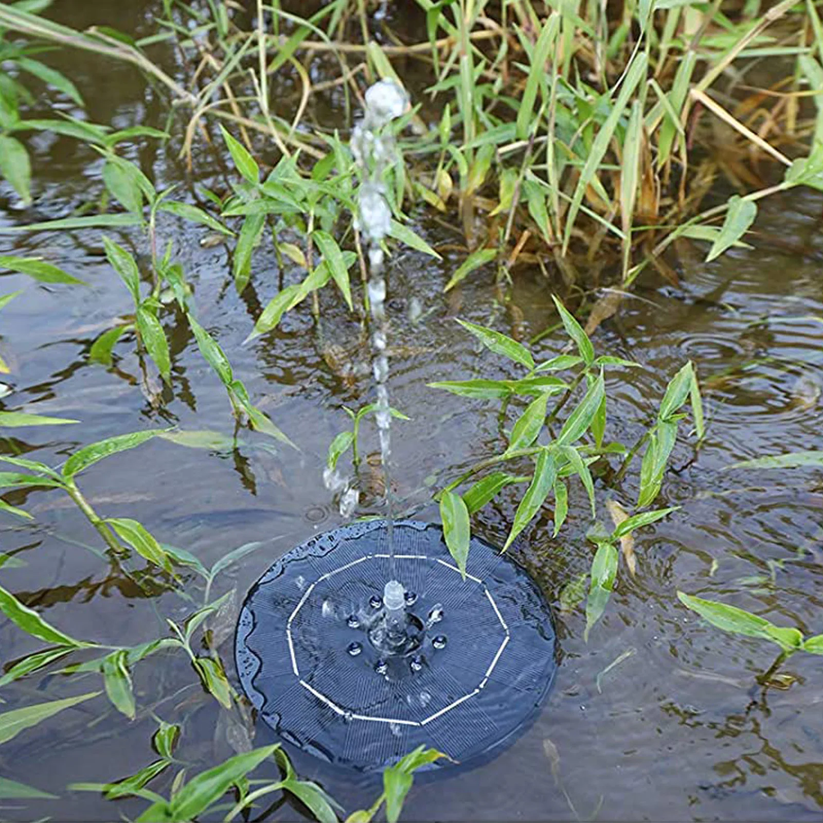 Плавающий садовый фонтан на солнечной батарее декоративный с питанием от панели