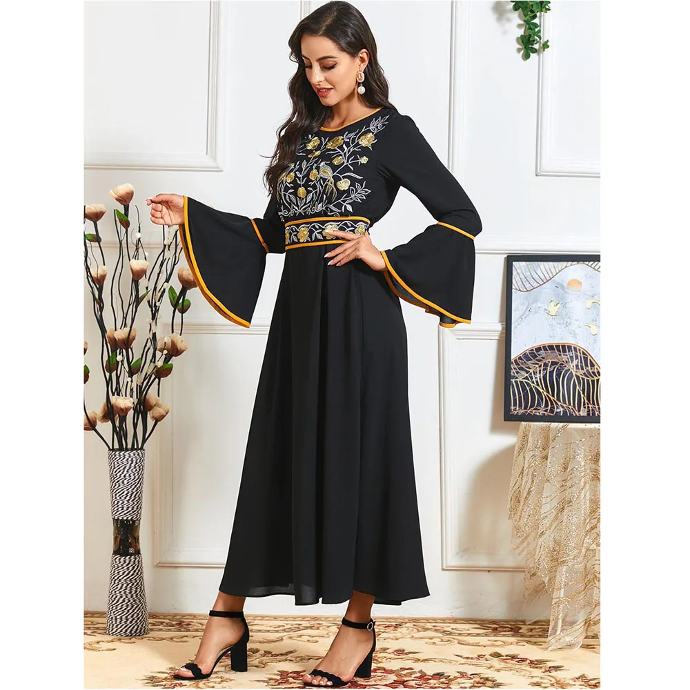 

Black Abaya Dubai Kaftan Turkish Caftan Muslim Women Embroidery Long Maxi Dress Islamic Clothing Flared Sleeve Party Gown Jilbab