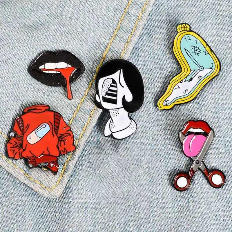 

New 1pcs Creative Metal Badge Brooch Alloy Wild Lips Scissors Wall Clock Backpack Shirt Collar Accessories Brooch Decoration