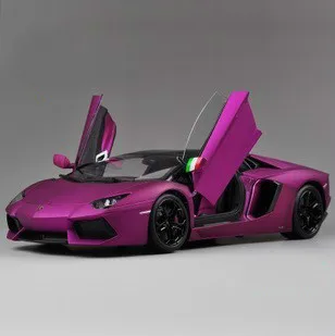 Модель автомобиля из сплава 1/18 коллекция украшений для дома подарок на день