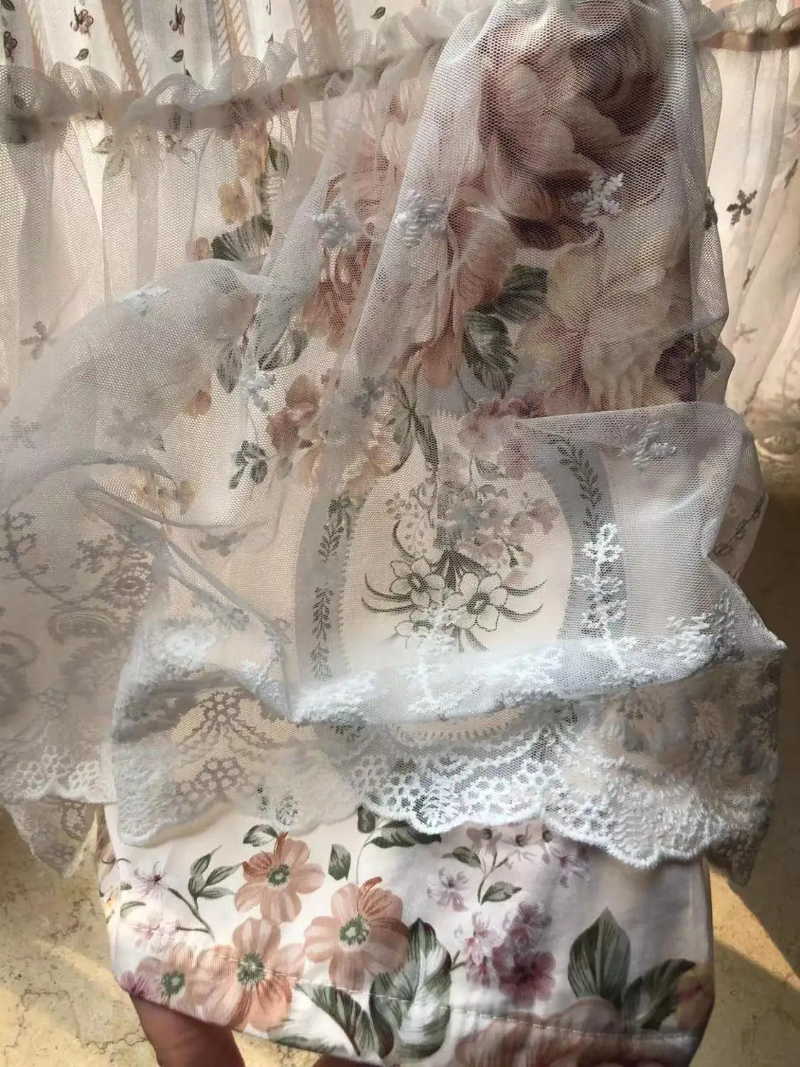 Светильник розовая хлопковая штора с цветочным рисунком белая вышитая пряжа