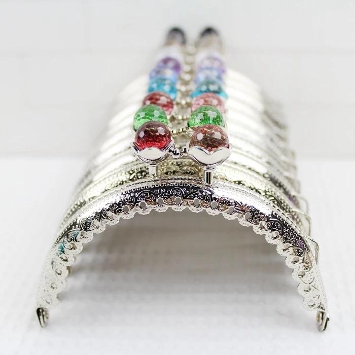 

5 Piece Size 8.5 Cm Candy Color Clasp Metal Bags Accessories Frame Clasp Coin Purse Fashion Diy Antique Brass Metal Purse Frame