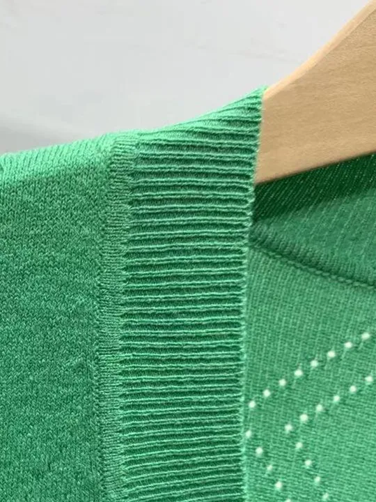 

Women Green Knit Sweater V-neck Hollow out Long Sleeve 2021 Spring New Loose Jumper