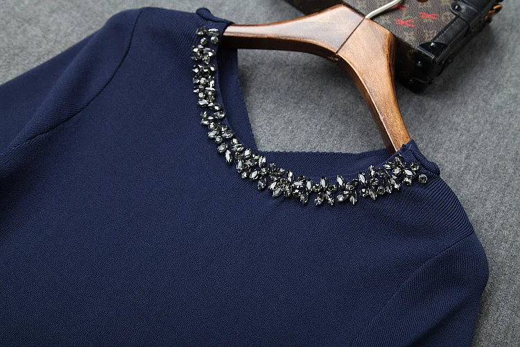 High Quality Blue Pink Sweater Dress Autumn Winter Knitwear Women Diamond Beading Long Sleeve Casual Knitted Dress Ladies