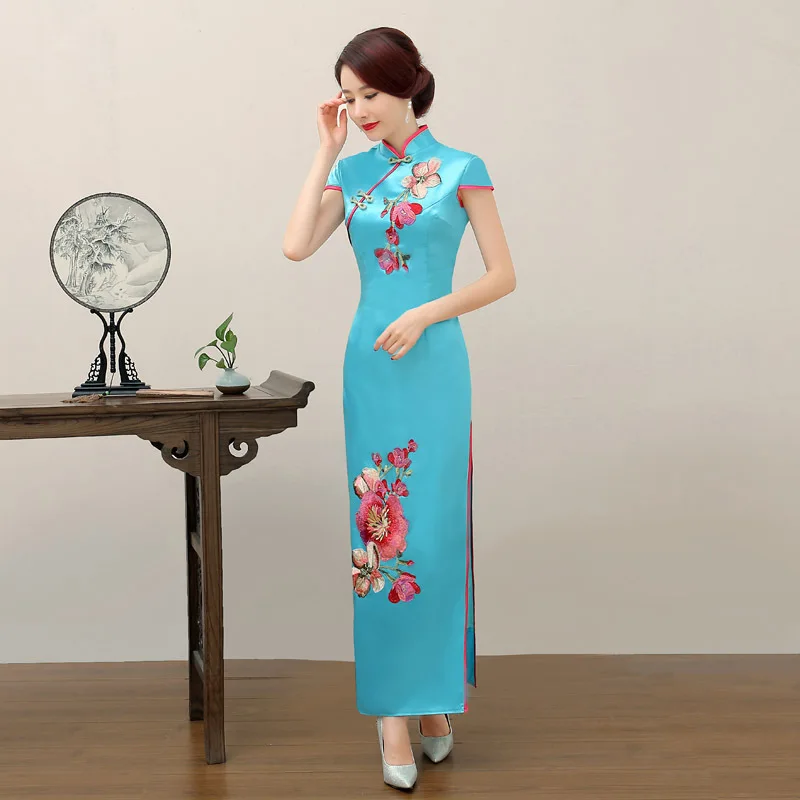 Женское праздничное длинное платье-Ципао светло-голубое винтажное вечернее