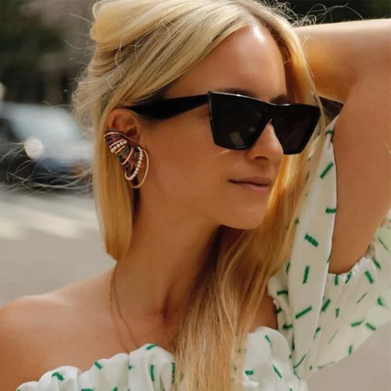 

ONEVAN Classic Cat Eye Sunglasses Women 2021 Luxury Square Sun Glasses Women Candy Color Glasses Men Retro Lentes De Sol Mujer