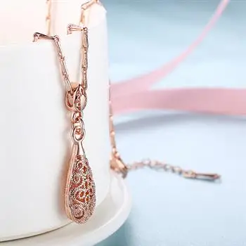 

Eco-friendly Rose Gold Drop Pendant Women's Necklace LKN18KRGPN750