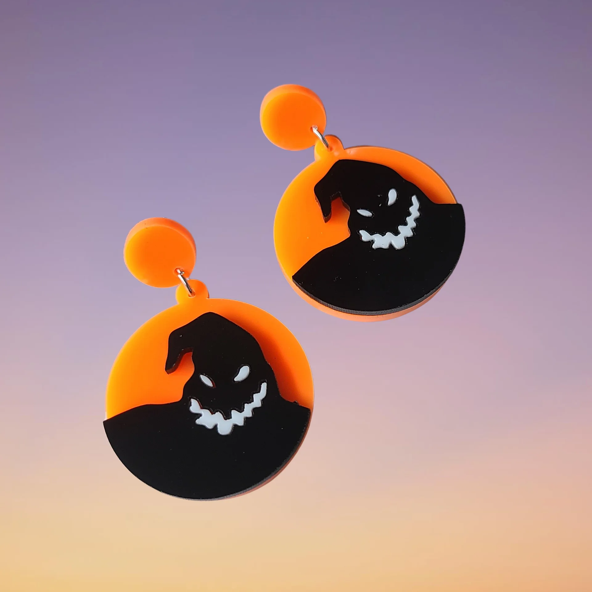 

ZicoWong Acrylic Ghost Drop Dangle Earring For Women Girl Halloween Horrible Dangle Earrings Cool Punk Brincos Party Jewelry