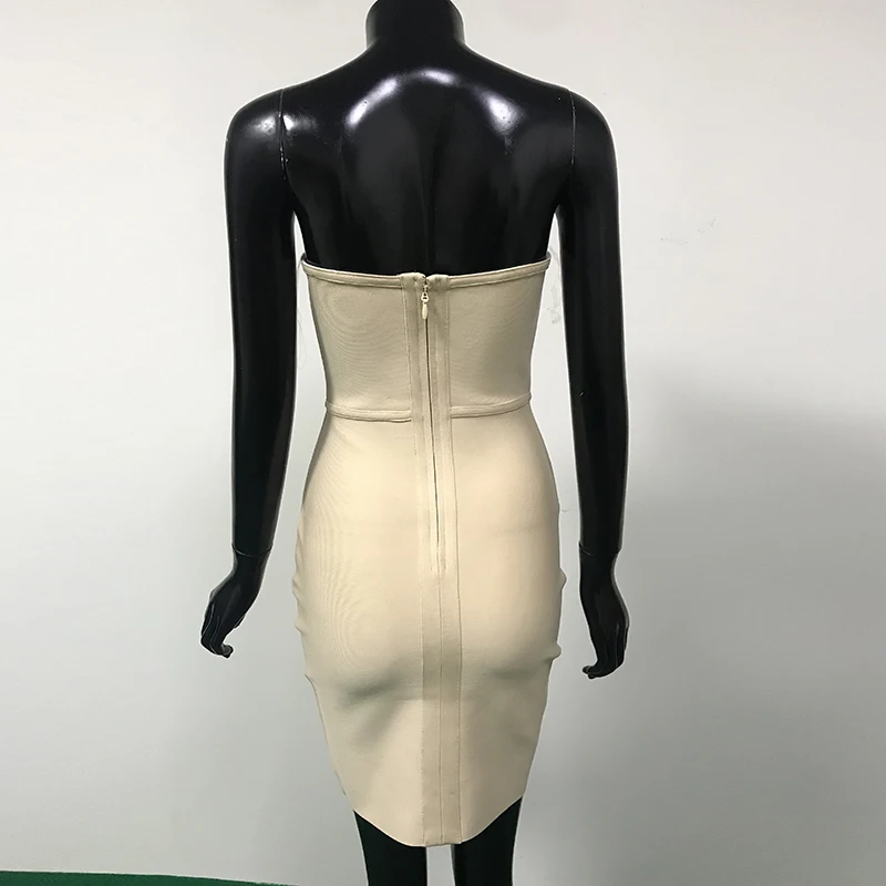 Женское вечернее платье без бретелек элегантное облегающее с открытой спиной