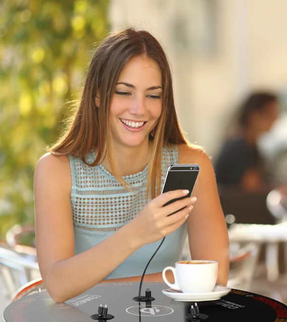 

New Mobile Phone Charging Table with Wireless QI Charger for Hotel & Cafe