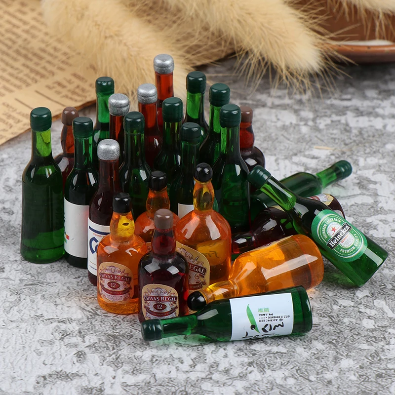 

8pcs Mini Wine Bottles Model Dollhouse Miniature 1:12 for Doll House Decoration