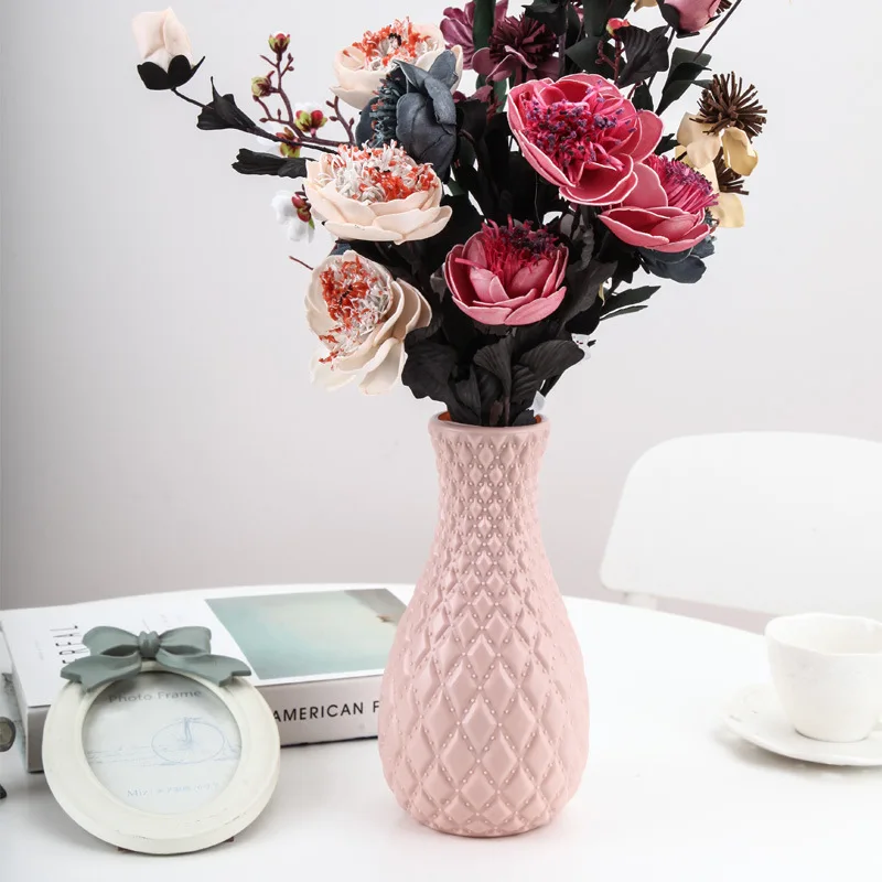 

Factory Direct Sale Plastic Vase Wet and Dry Flower Flower Arrangement Container Hydroponic Vase Nordic Imitation Glaze Vase