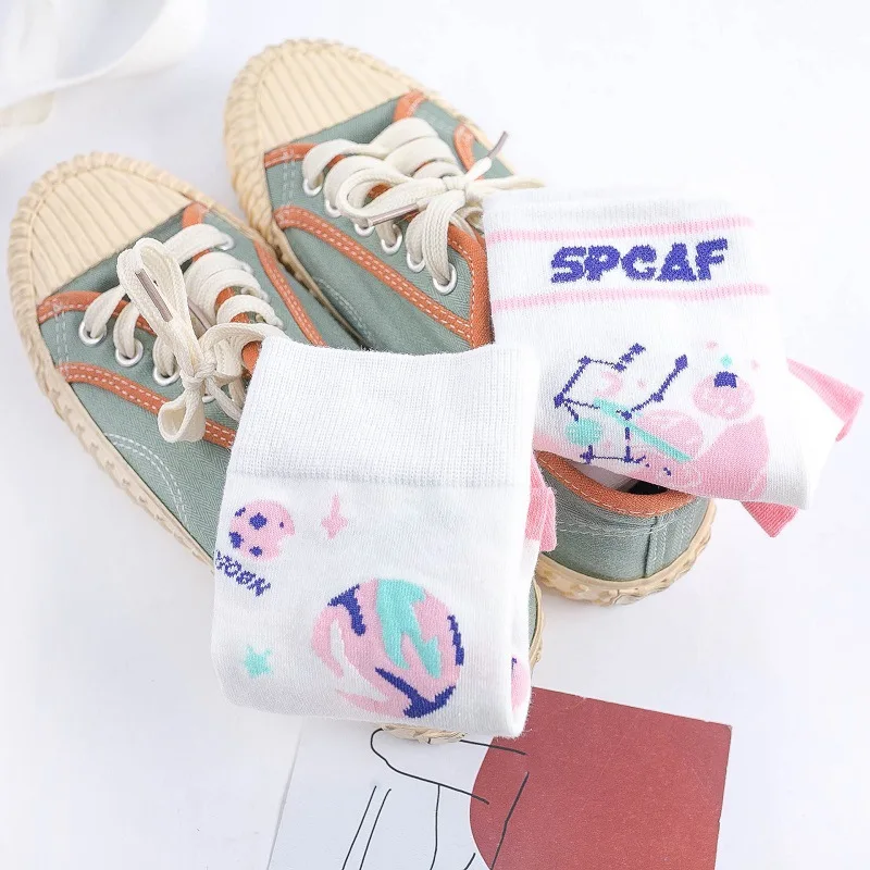 

Pink Socks Women Crew Socks Planet Pattern Trend Harajuku Sports All-Match Autumn and Winter Cute Korean Sweet Cotton Socks