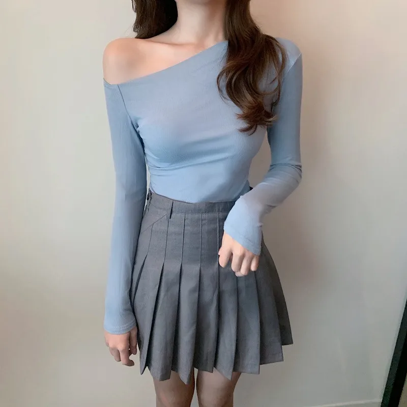 RealShe Футболка женская хлопковая с вырезом лодочкой и длинным рукавом Однотонная