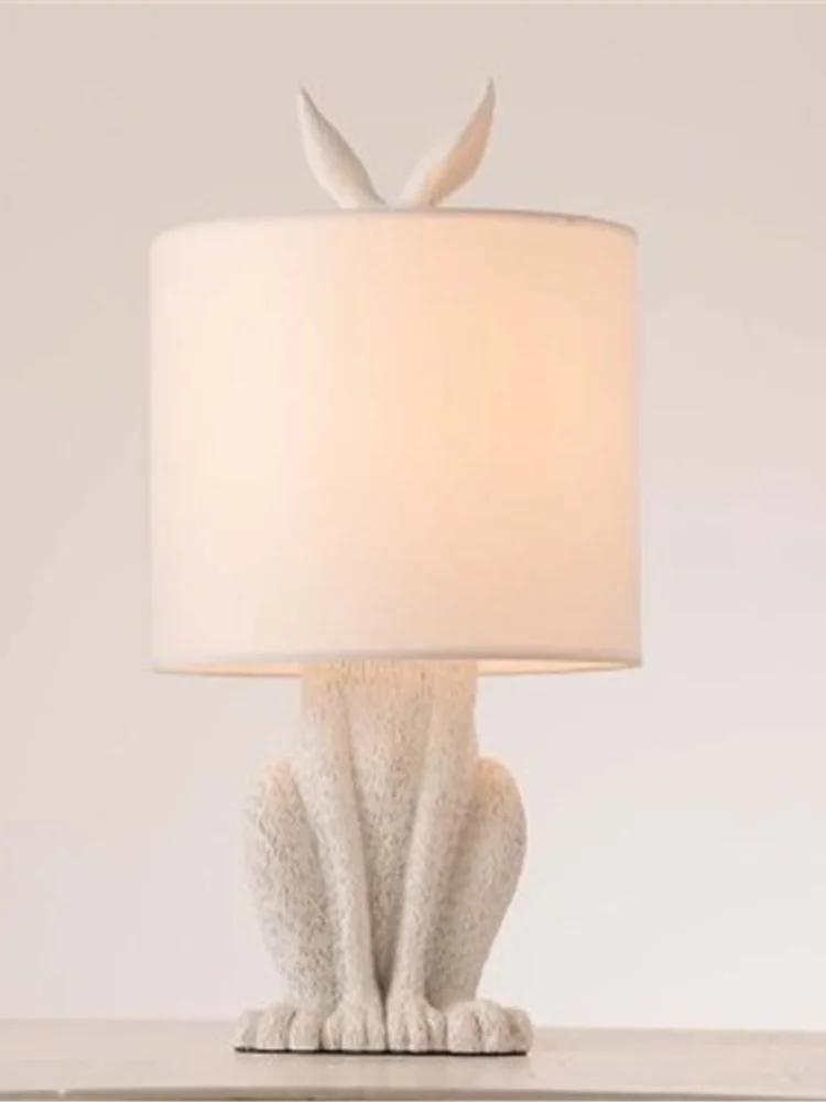 

Lndustrial Home Decor Desk Lights Modern Resin Masked Rabbit Table Lamps Luminaire for Bedroom Bedside Lighting Fixtures