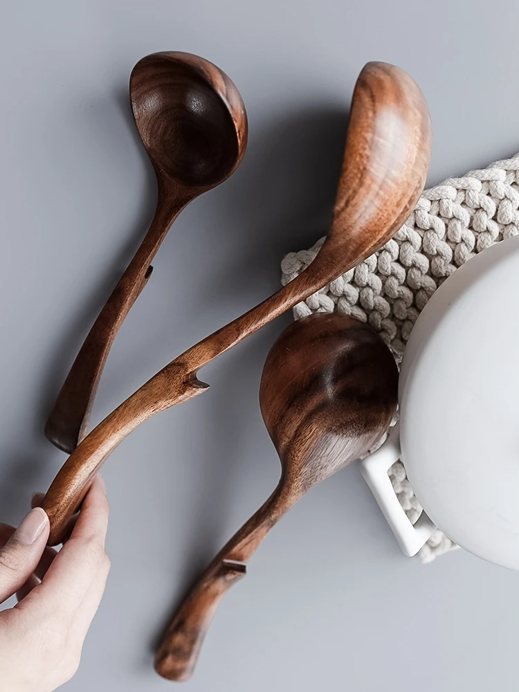 

Japan Style Long Handle wooden spoon non-slip falling Hanging wooden soup spoon 1pc friendly solid wood