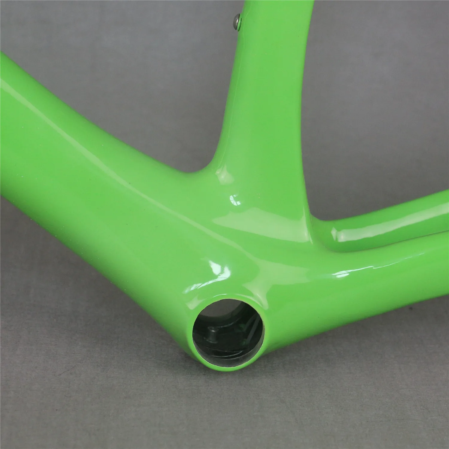 2020 Newest custom paint green glossy BB86 toray T700 carbon fiber Max tire 25c Aero road racing bike frame FM268 | Спорт и