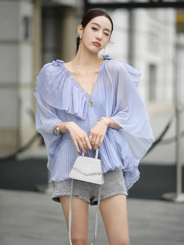 

Can2021 new French Ruffle V-neck shirt in spring and summer