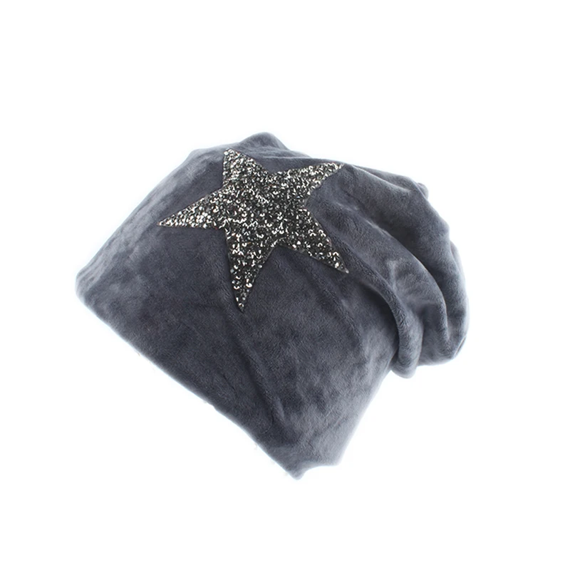 Новая мода бархатные Skullies Beanies Зимние шапки для женщин Звездный дизайн громоздкая шапочка женские шапки