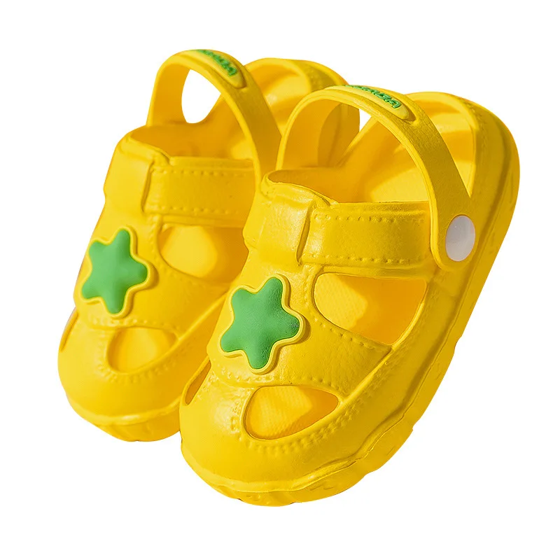 

New Arrival Children's Shoes for 2021 Summer Solid EVA Ultralight Hollow Out Hole Boys and Girls Garden Shoes Five-stars Sandals