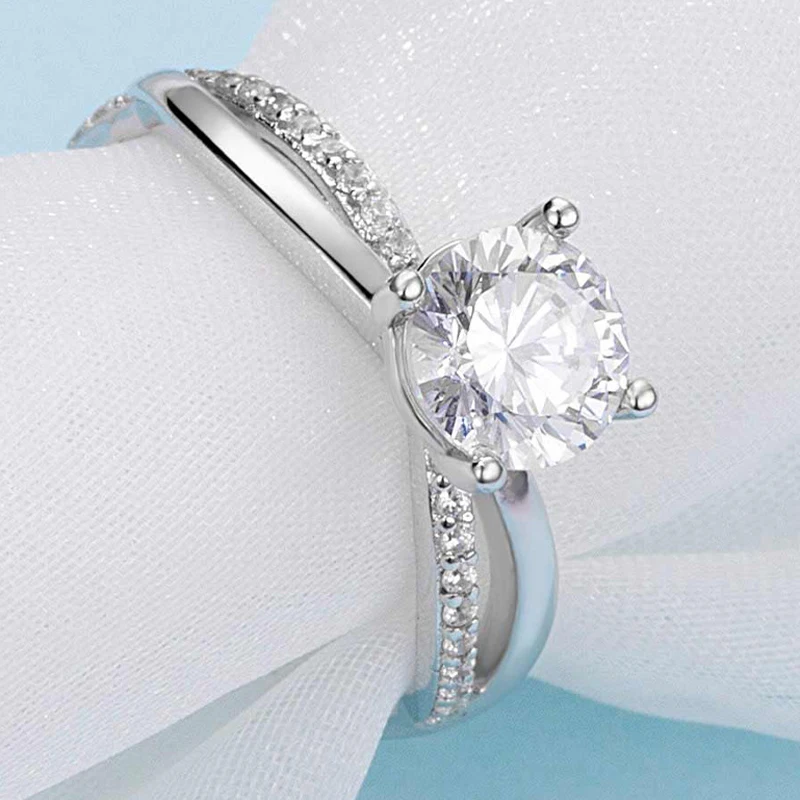 

Knobspin Luxury 100% 925 Sterling Silver Round Real 1 Carat D Color Moissanite Wedding Rings For Women Fine Jewelry Wholesale